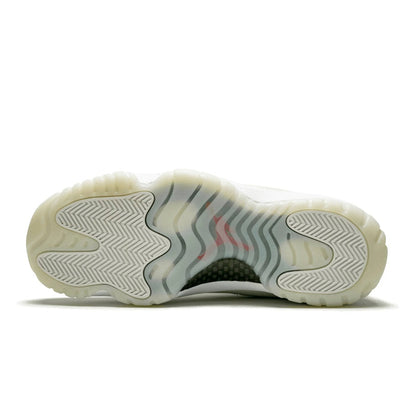 Jordan 11 Retro "Platinum Tint"