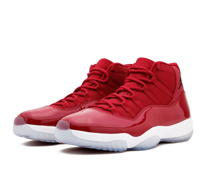 Jordan 11 "Retro Red"