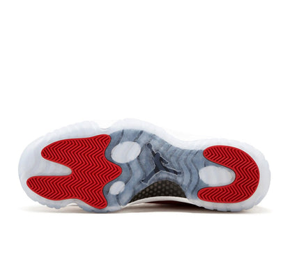 Jordan 11 "Retro Red"