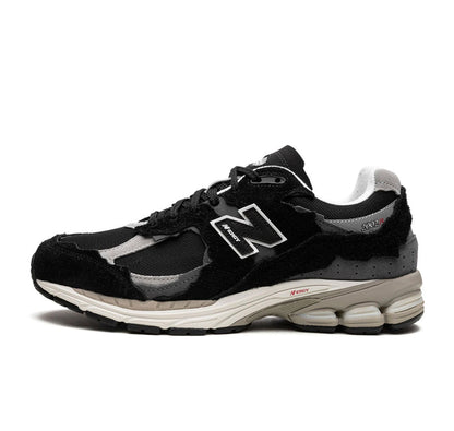 New Balance 2002R "Black Dark Grey"