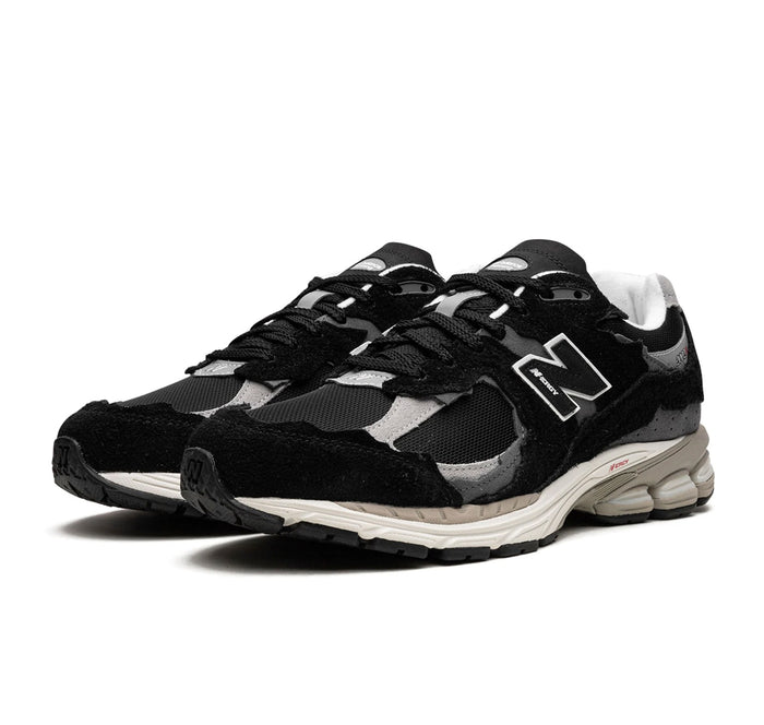New Balance 2002R "Black Dark Grey"