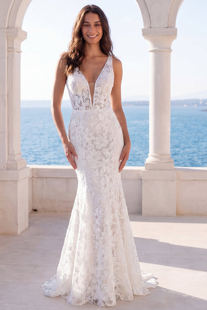 Mermaid Ivory V-Neck Floral Lace Sweep Train Boho Wedding Dress