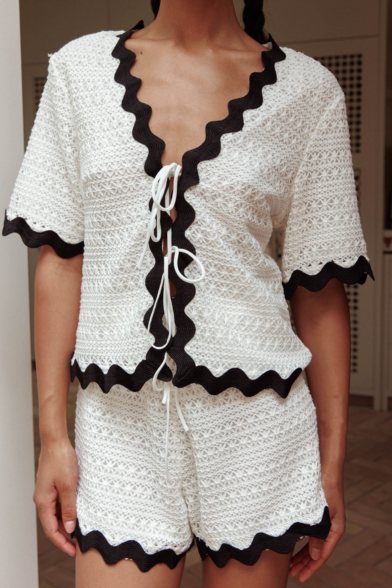 Breakaway Tie Front Shirt Crochet White