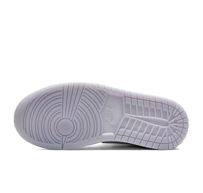 Air Jordan 1 Mid "Wolf Grey Aluminum"