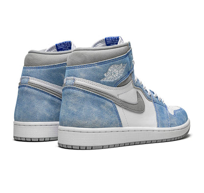Air Jordan 1 Retro High "Hyper Royal"