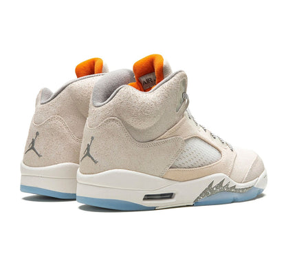 Air Jordan 5 Retro "Craft Light Orewood Brown"