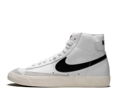 Nike Blazer Mid '77 "Vintage White Black"
