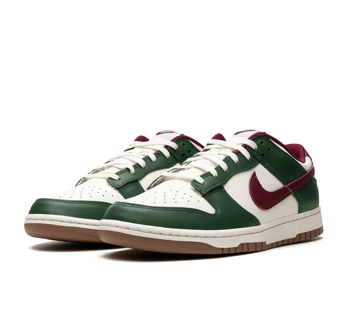 Nike Dunk Low "Gorge Green"