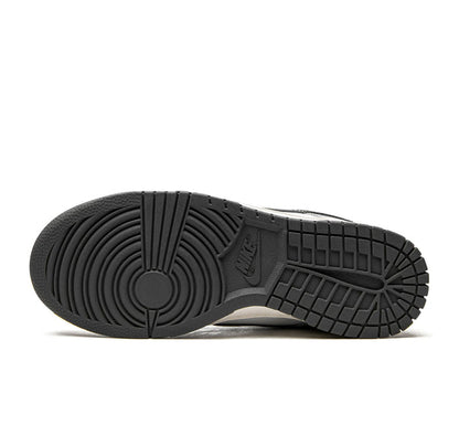 Nike Dunk Low "Light Smoke Grey"