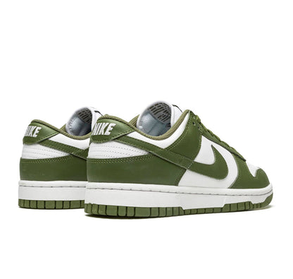 Nike Dunk Low "Medium Olive"