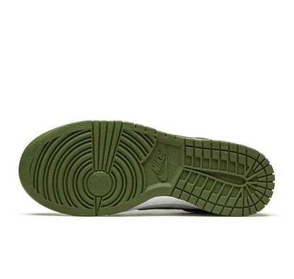 Nike Dunk Low "Medium Olive"