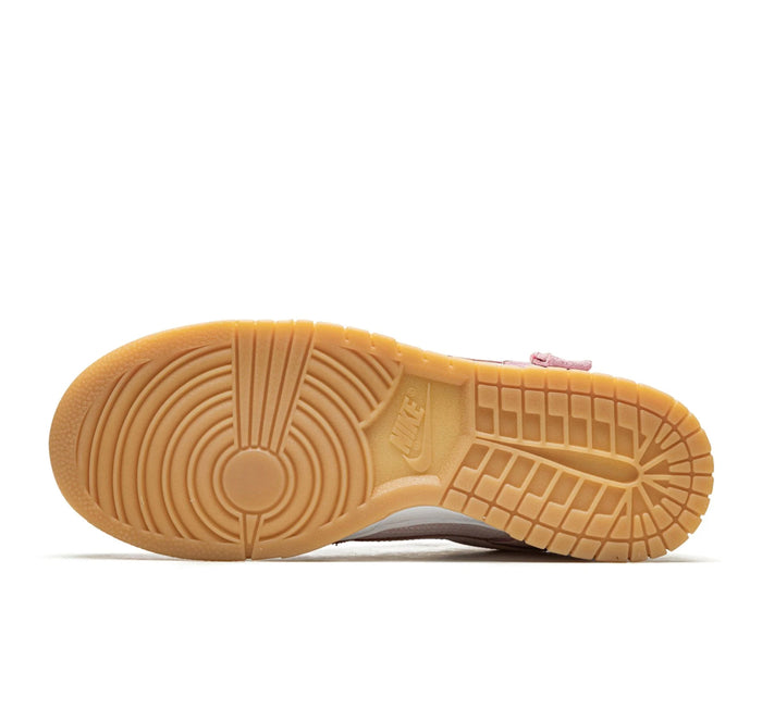 Nike Dunk Low "Teddy Bear"