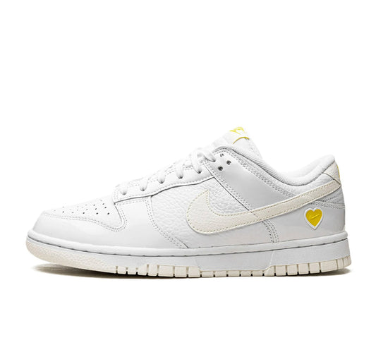 Nike Dunk Low "Valentine's Day Yellow Heart"