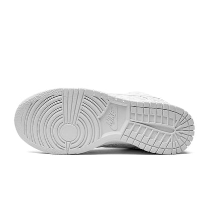Nike Dunk Low "White Paisley"