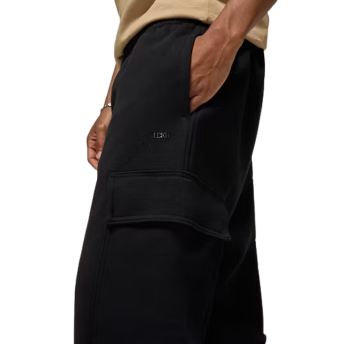 LCKR Men's Trinity Baggy Cargo Fleece Sweatpants – Black (LMKP460BK)