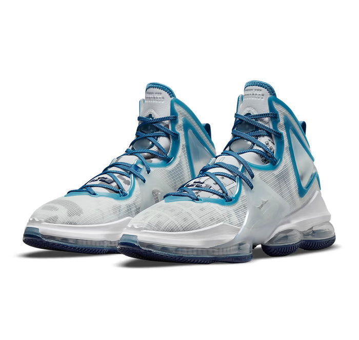 Nike LeBron 19 "Space Jam"