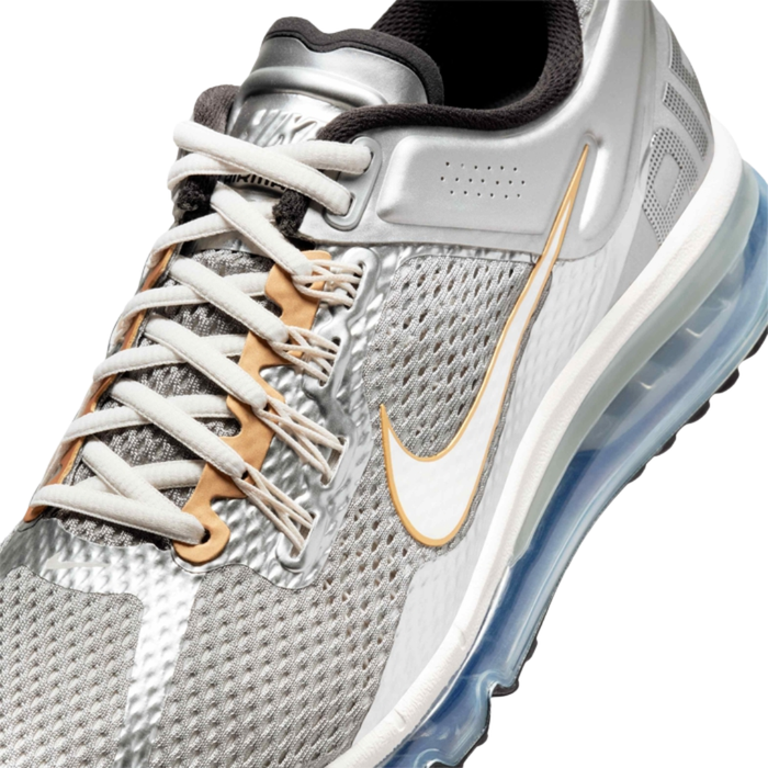Nike Men's Air Max 2013 Shoes — HJ7901-095
