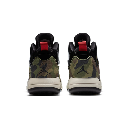 Jordan Men’s Maxin 200 Shoes – CD6107-200