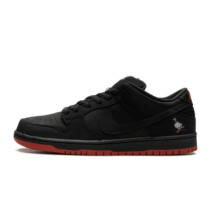 Nike SB Dunk Low "Black Pigeon"