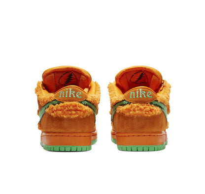 Nike SB Dunk Low "Grateful Dead Bears Orange"