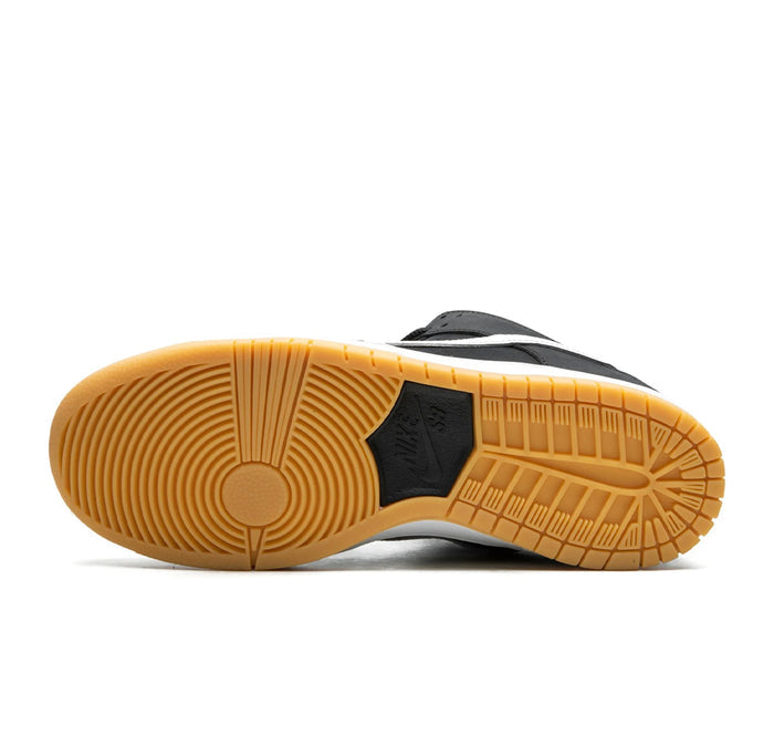 Nike SB Dunk Low Pro Black Gum