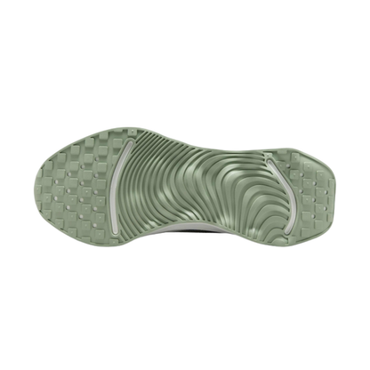 Nike Women’s Motiva GORE-TEX Waterproof Walking Shoes – HM0355-002