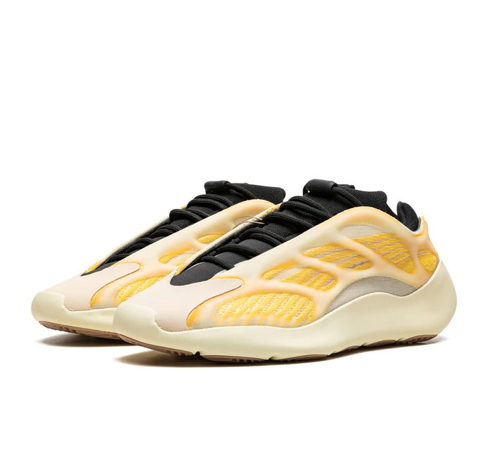 Yeezy Boost 700 V3 "Safflower"