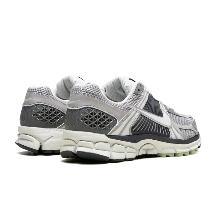 Nike Zoom Vomero 5 Cobblestone Flat Pewter