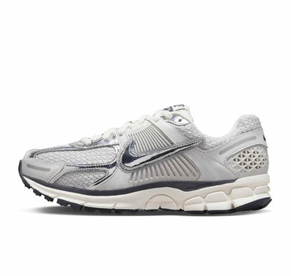 Nike Zoom Vomero 5 Photon Dust Metallic Silver