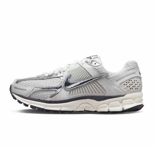 Nike Zoom Vomero 5 Photon Dust Metallic Silver