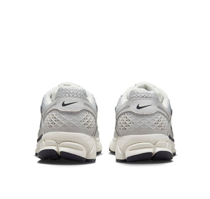 Nike Zoom Vomero 5 Photon Dust Metallic Silver